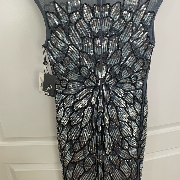 Adrianna Papell Dress beaded gown, Color dusty blue, size 6 - Picture 4 of 6